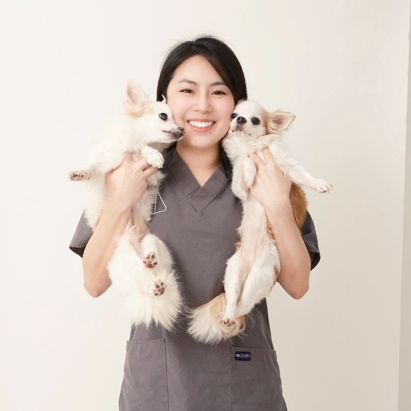 Valeria (Former Veterinary Nurse)