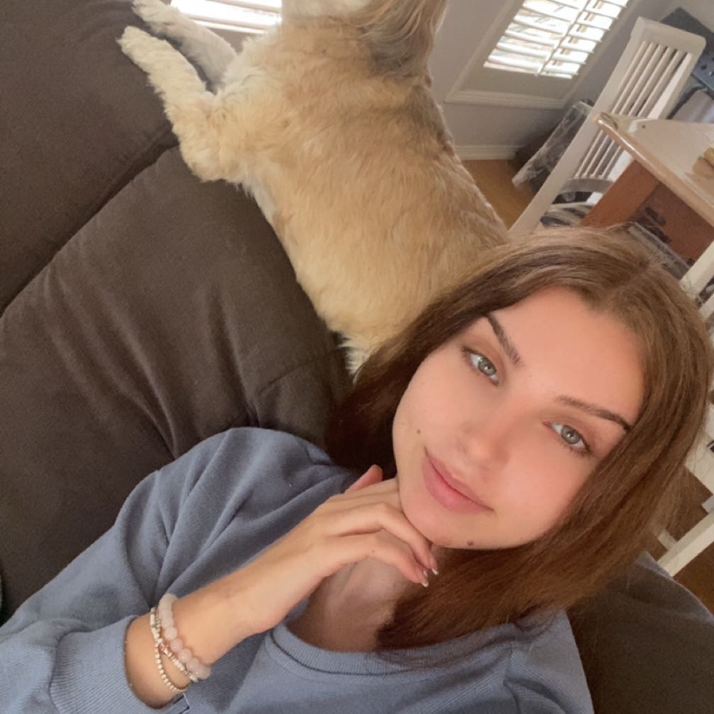 Ava