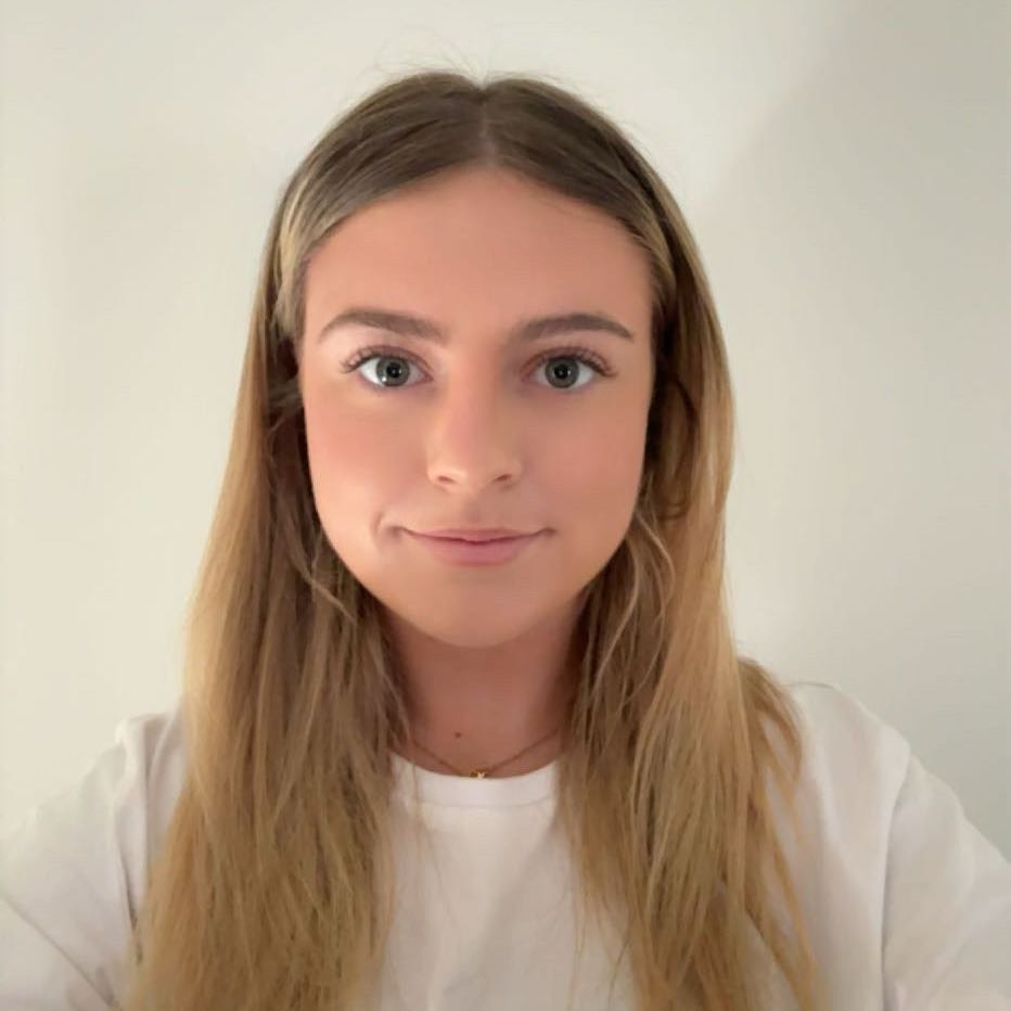 Hollie