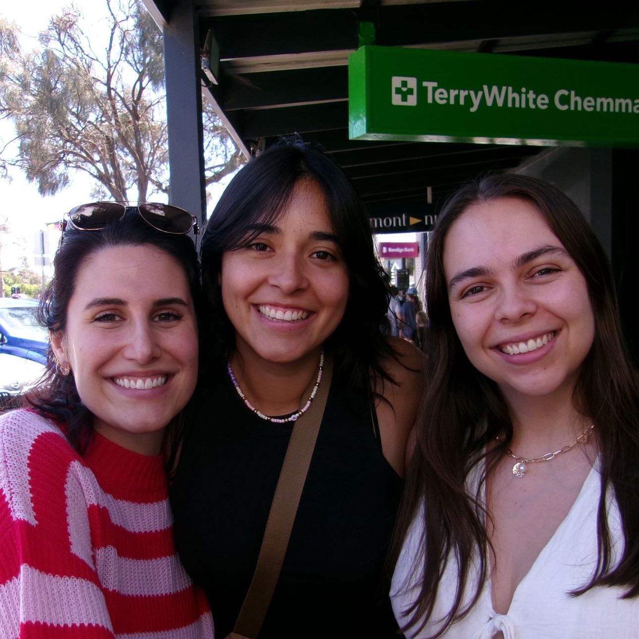 Loida, Linda and Connie