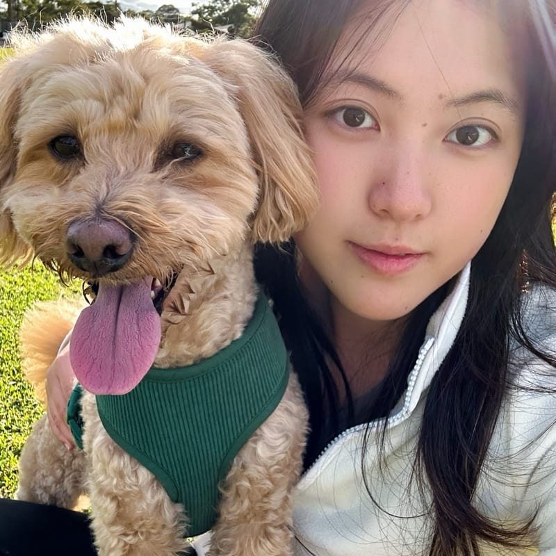 Yulia & Cassie