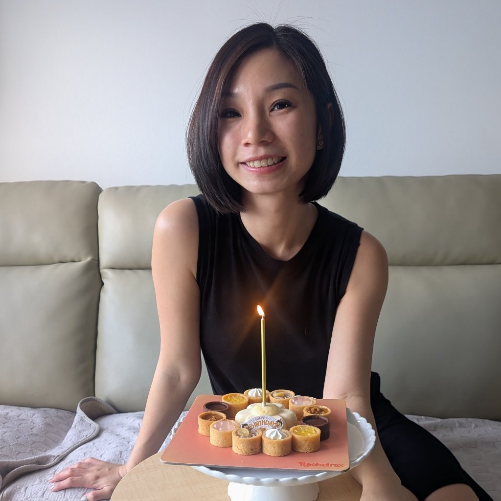 Xin Yi