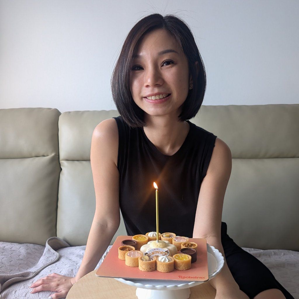 Xin Yi
