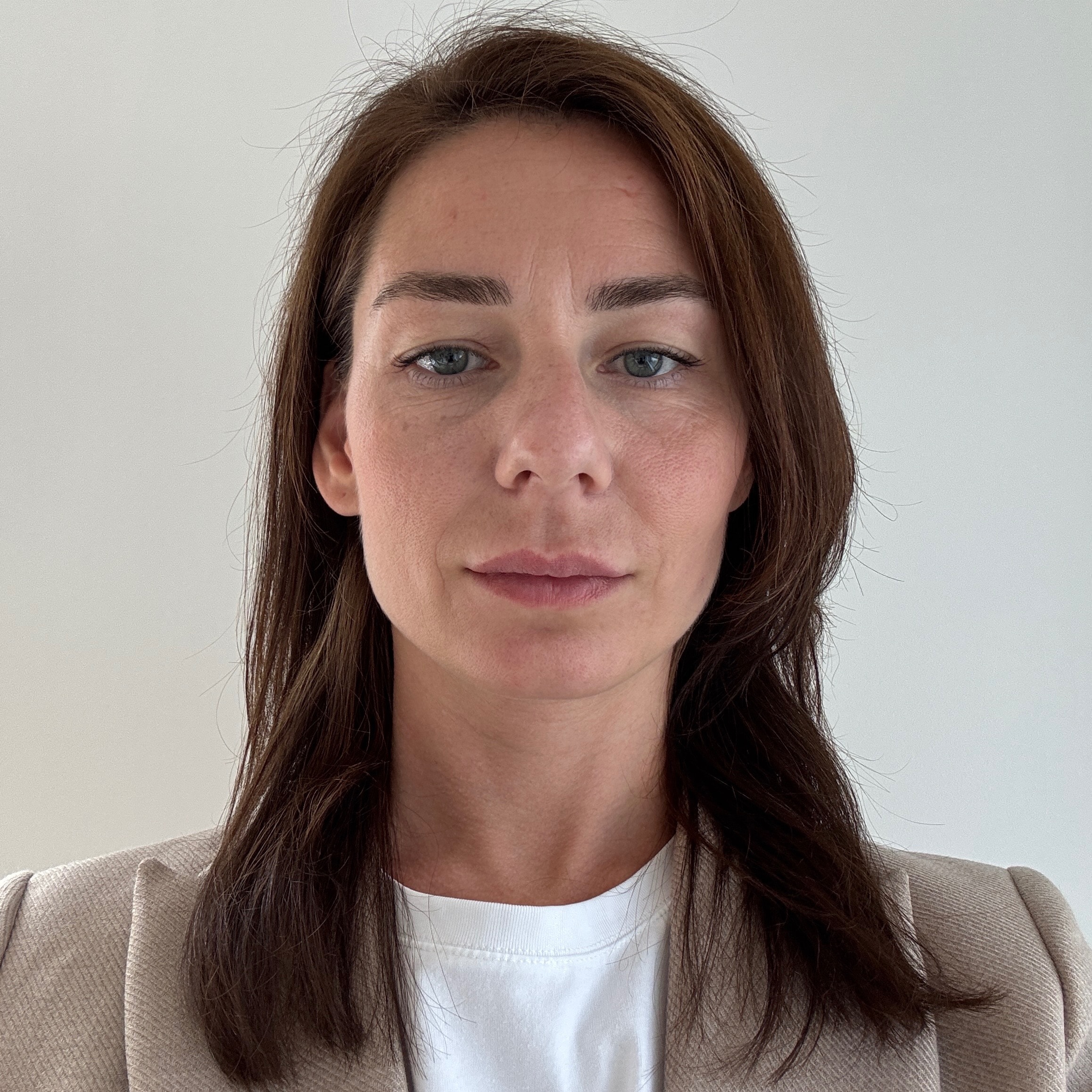 Ausra