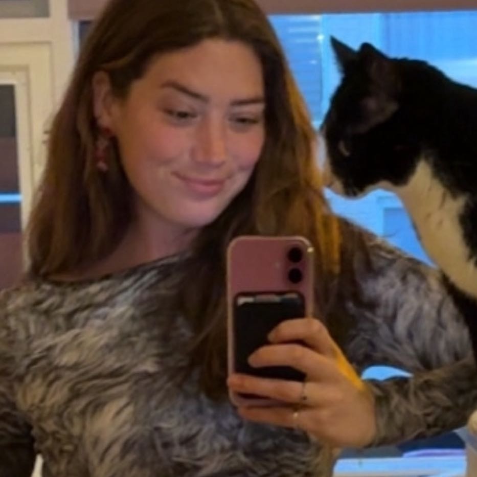 Isis Mila