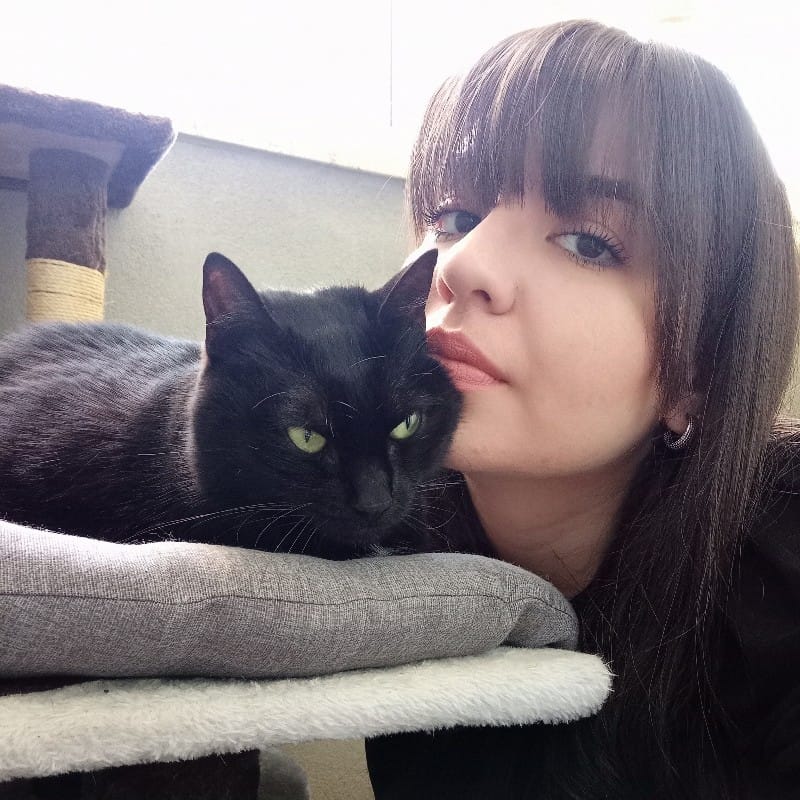 Simona