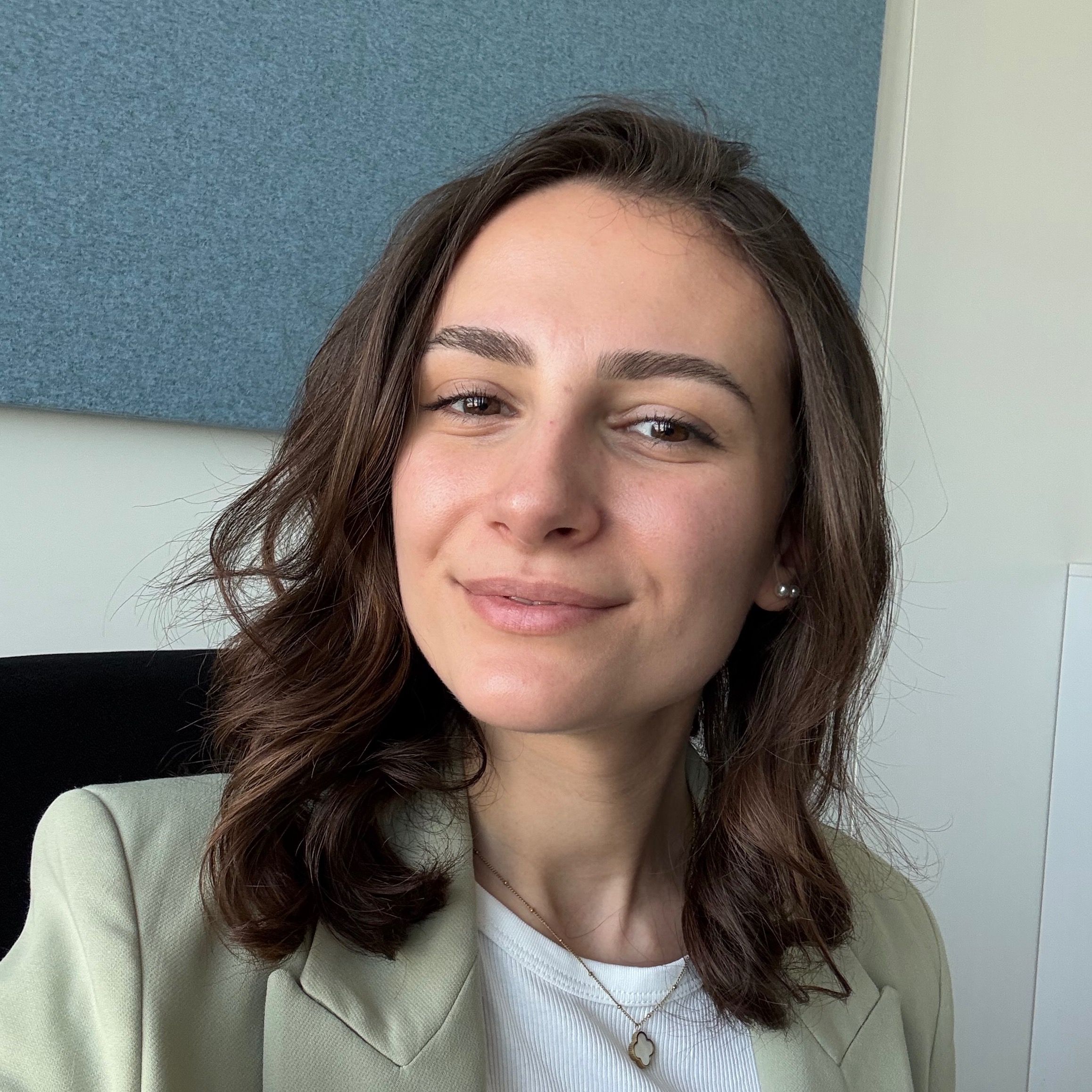 Deniz Lara