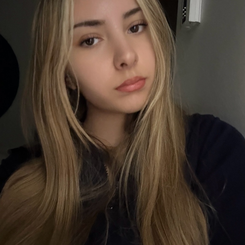 Mia