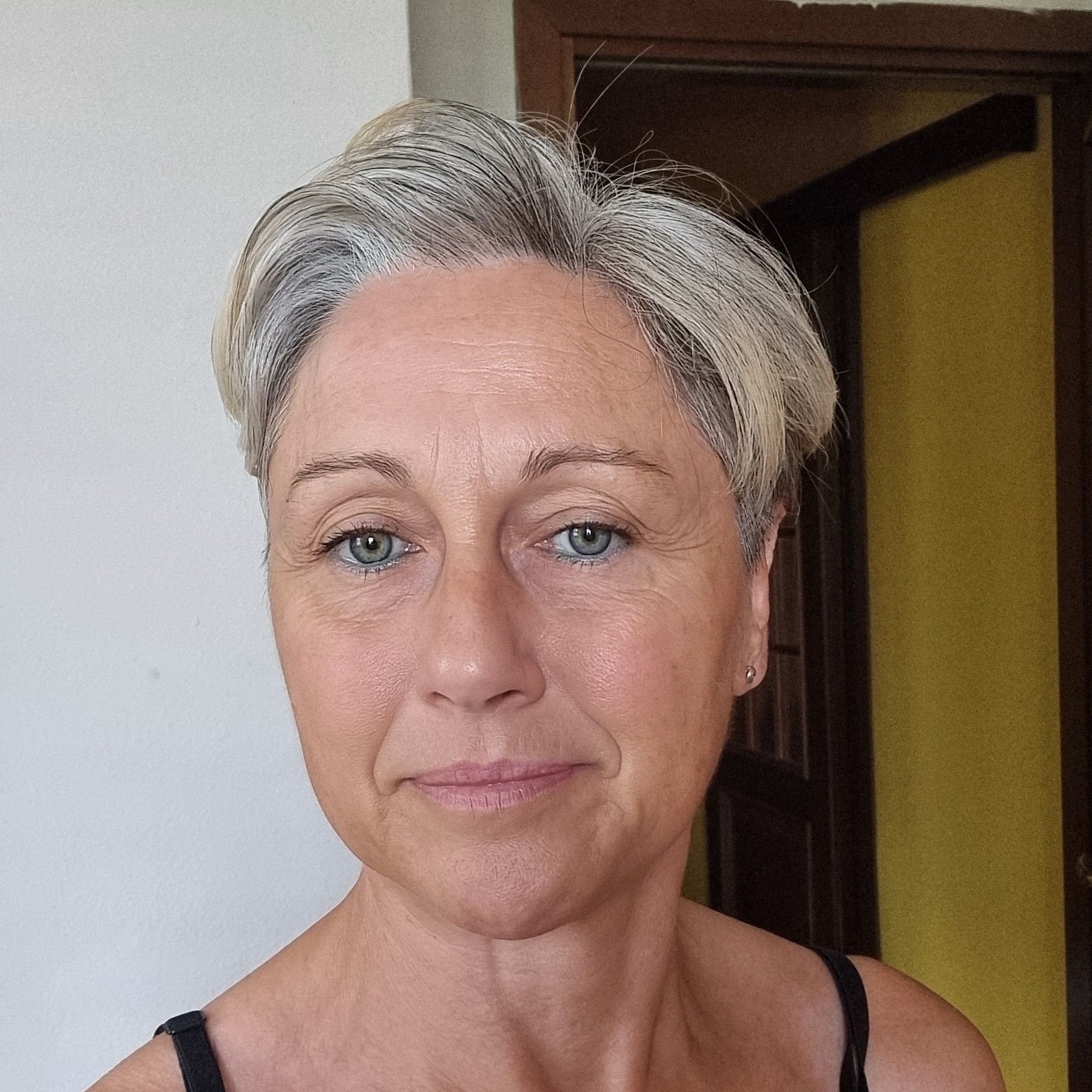 Simona