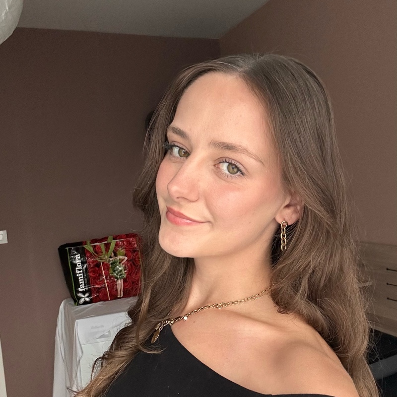 Chloe