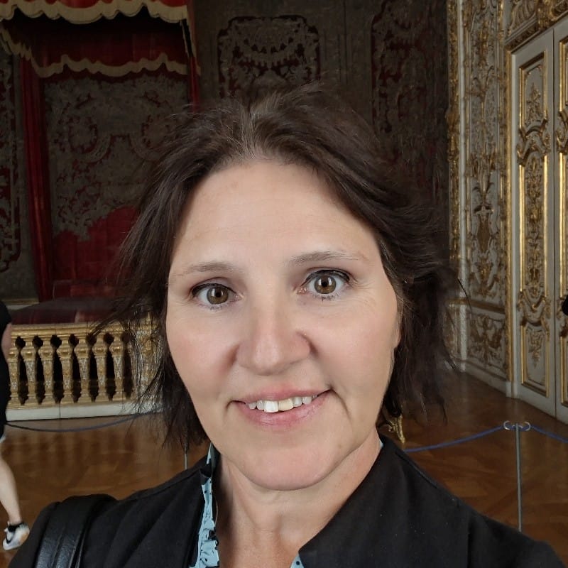 Einat