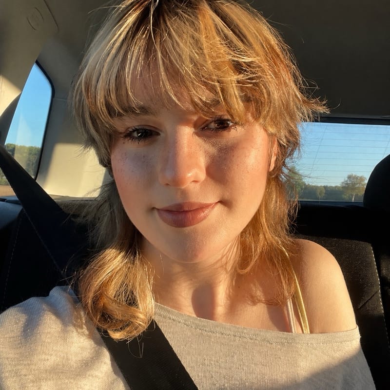 Ava
