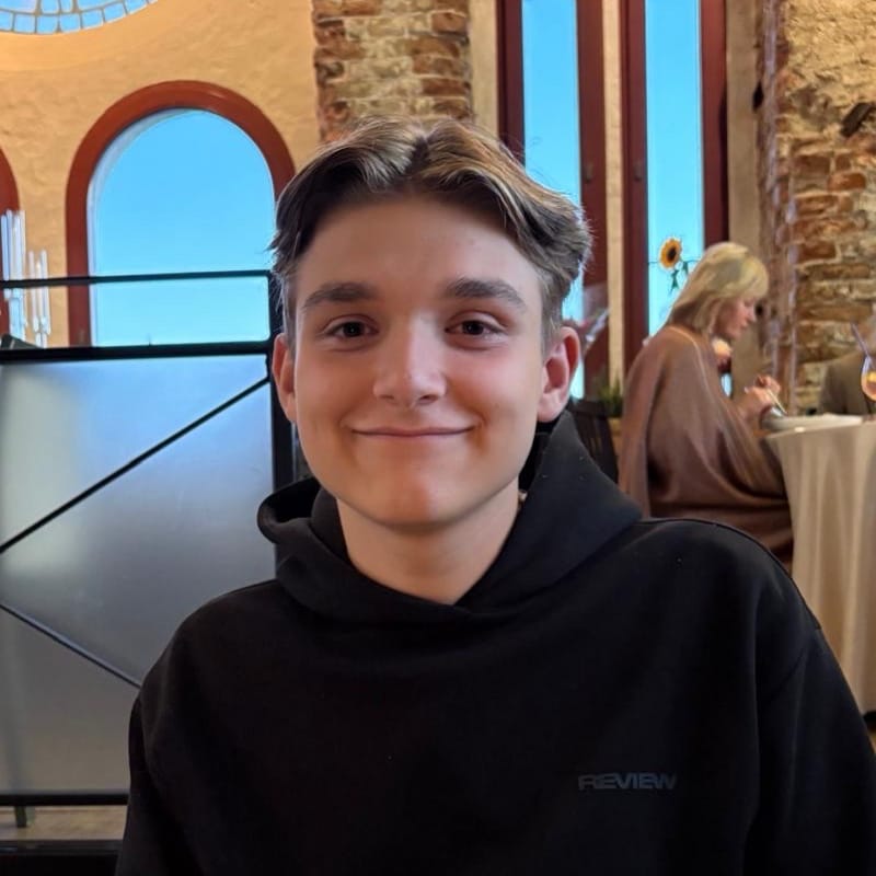 Tom