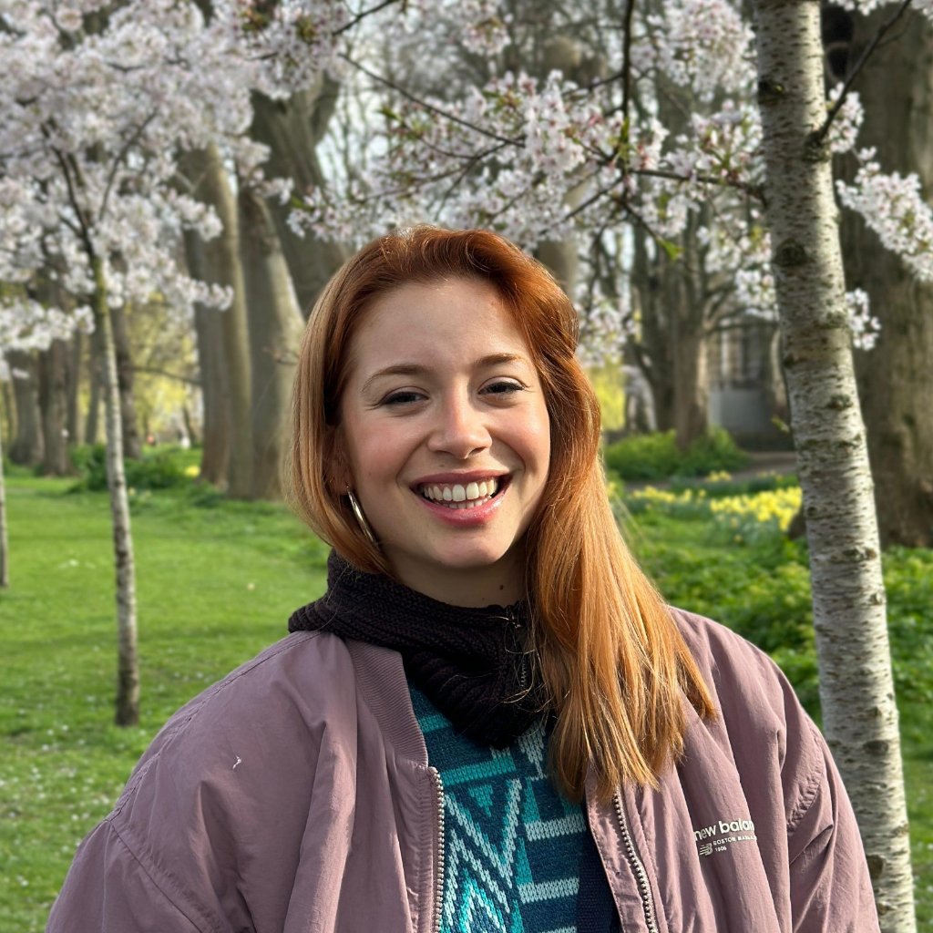 María