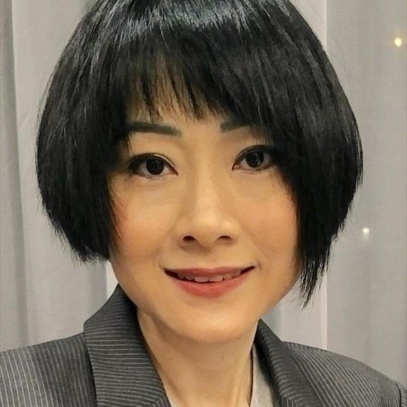 Mia