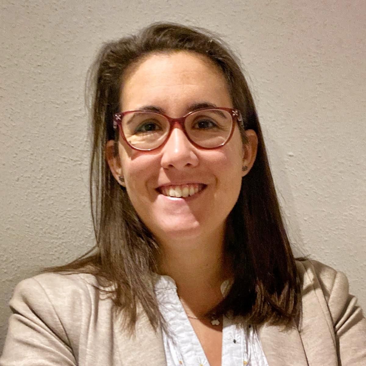 María