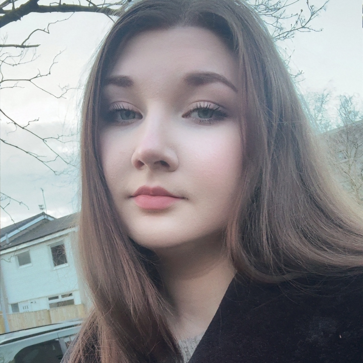 Alona